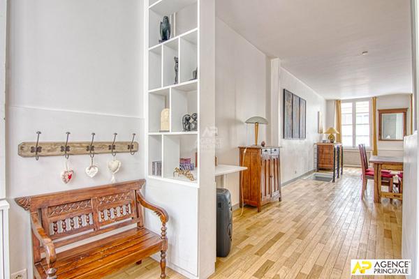 Versailles Notre-Dame Parc Appartement "esprit maison" 5 pièces 102.72 m² au seol €795 000 ** - Référence 27595