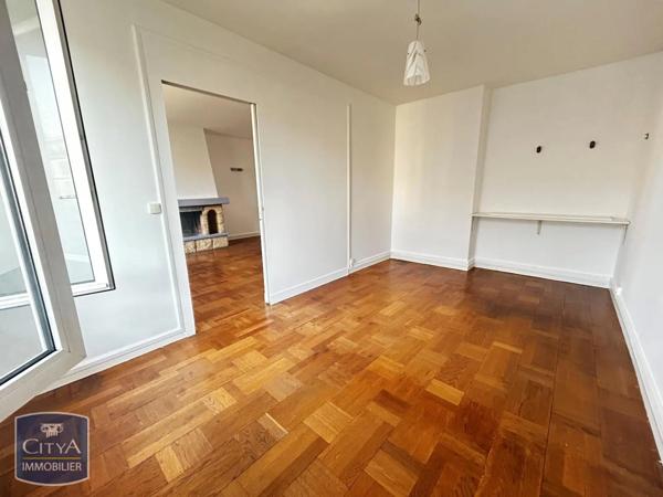 Appartement à louer 4 pièces 92.65m²