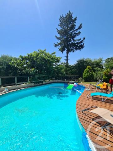 Maison à vendre  8 pièces - 324,50 m 2   DECINES CHARPIEU  - 69
