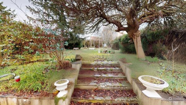 Maison de 98m2 sur sous sol quartier Pierre et Marie Curie à Châteauroux