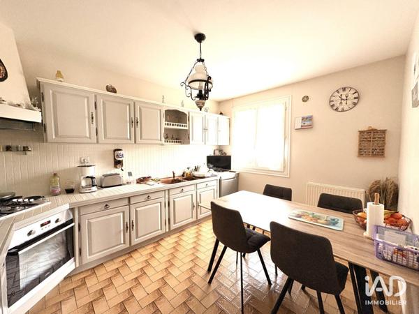 Maison à vendre 5 pièces 149 m² Saint-Laurent-les-Tours