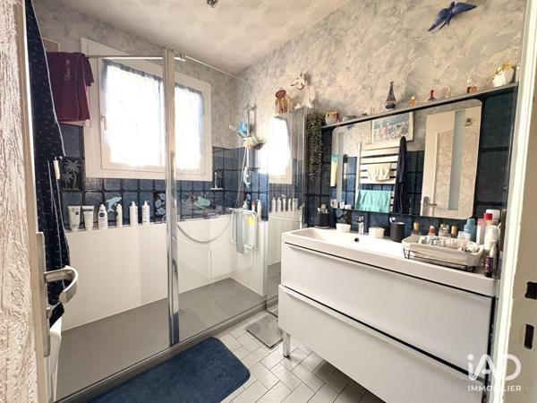 Maison à vendre 5 pièces 149 m² Saint-Laurent-les-Tours