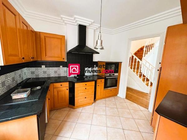 Votre Agence "Propriétés-Privées .Com" vous propose :