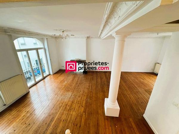 Votre Agence "Propriétés-Privées .Com" vous propose :