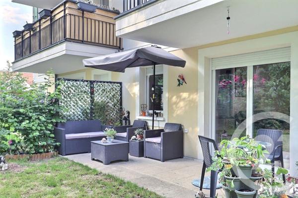 Appartement F4 à vendre  4 pièces - 83,67 m2 VAUJOURS - 93