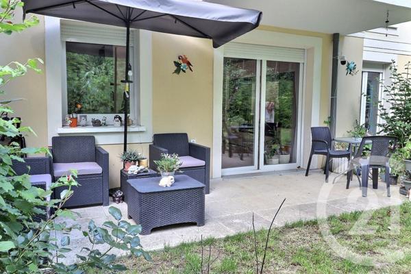 Appartement F4 à vendre  4 pièces - 83,67 m2 VAUJOURS - 93