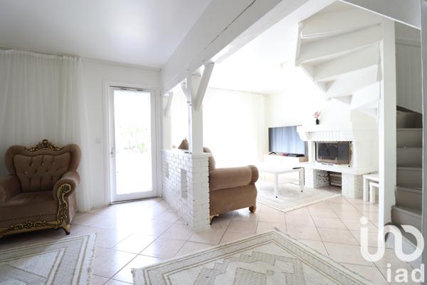 Maison à vendre 6 pièces 92 m² Évry