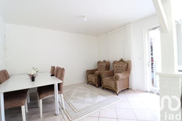 Maison à vendre 6 pièces 92 m² Évry