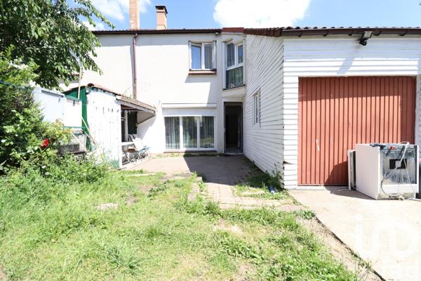 Maison à vendre 6 pièces 92 m² Évry