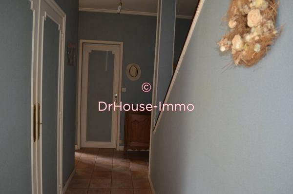 Maison à vendre 8 pièces de 201 m²