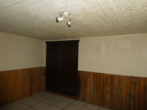 LE THILLOT (88) Ferme de 90m² habitables et 250m² d'anciennes granges et écuries à réhabiliter avec fort potentiel- 1.3 hectare de terrain, hangar.