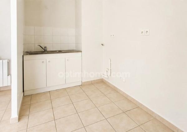 T3 de 62m2 avec loggia et box - Petite résidence en plein centre de Collonges-au-Mont-d’Or