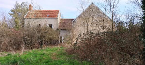 21490 NORGES LA VILLE - Corps de ferme des années 1870