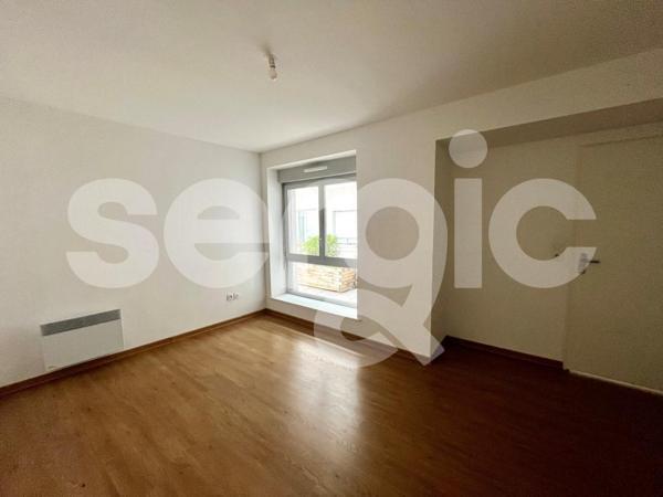Location 2 Pieces 45 80000 Amiens 25 1146 01 0019