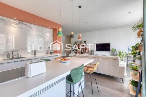 Grenoble – Grands Boulevards – Superbe T4 rénové de 84 m² au 5? étage avec ascenseur et balcons