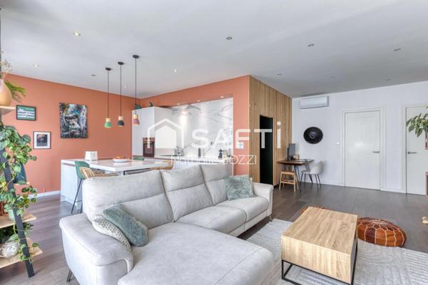 Grenoble – Grands Boulevards – Superbe T4 rénové de 84 m² au 5? étage avec ascenseur et balcons