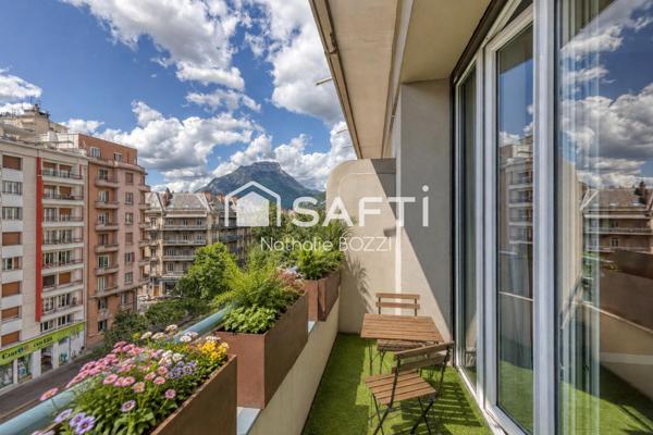 Grenoble – Grands Boulevards – Superbe T4 rénové de 84 m² au 5? étage avec ascenseur et balcons
