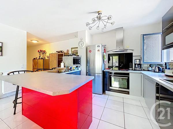 Appartement T3 à vendre  3 pièces - 78,54 m 2   ST RAPHAEL  - 83