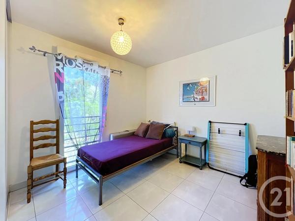 Appartement T3 à vendre  3 pièces - 78,54 m 2   ST RAPHAEL  - 83