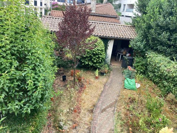 Maison à vendre à Pessac en Gironde (33600), ref : 026/1011.