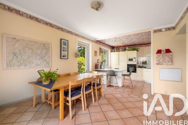 Maison à vendre 9 pièces 260 m² Lentilly