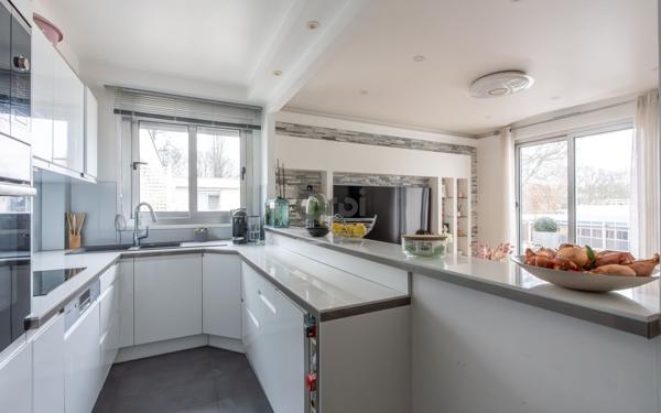 Appartement à vendre    3 pièces • 73,02 m2 Saint-Maurice