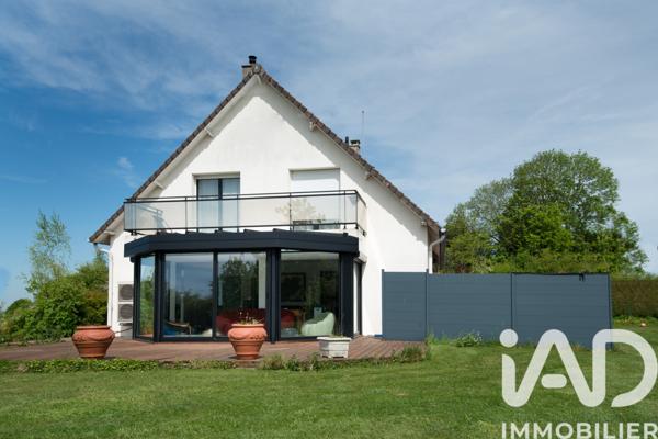 Maison à vendre 5 pièces 230 m² Saint-Fuscien