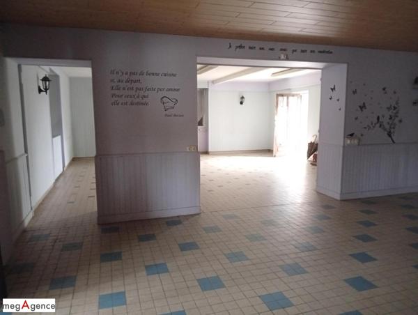 Local Commercial à BOST, 03300 - 5 pièces 350m²