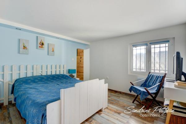Maison à vendre 5 pièces - 114m² - parcelle 997m² - Saint Maurice de Beynost (01700)