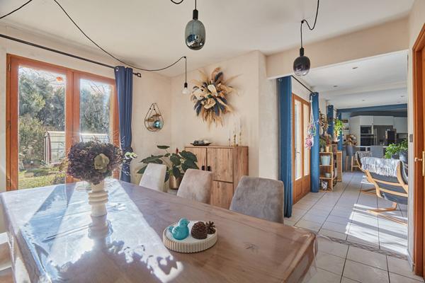 Maison Saint Cannat 9 pièce(s) 227 m2