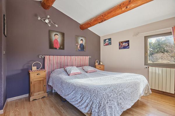 Maison Saint Cannat 9 pièce(s) 227 m2