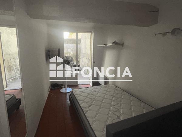 Location Studio meublé 16.91 m² - 30 PLACE DES CARDEURS Aix-en-provence 13100
