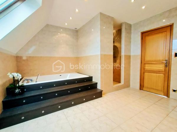 Maison contemporaine de 320 m²