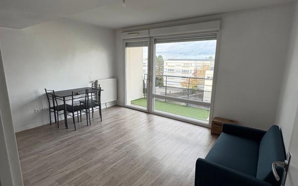 Appartement à louer    2 pièces • 41,93 m2 Les Ulis