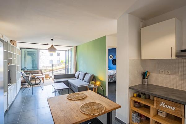 À louer – T2 meublé de 55 m² – Saint-Denis (Colline des Camélias)