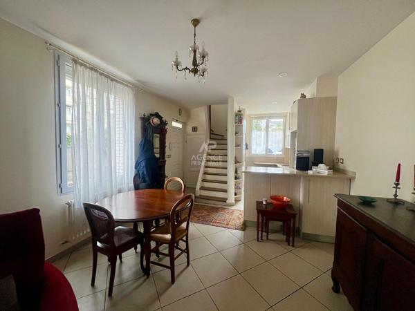 Maison Centre-Ville Houilles 4 pièces €465 000 ** - Référence 881