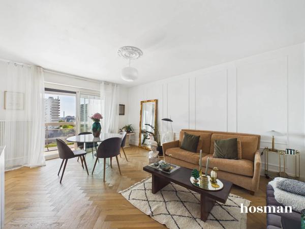 Appartement T2 de 46,47 m² avec loggia vue Loire, parking et cave - secteur Ile de Nantes