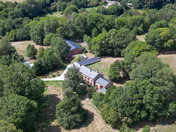 Vente Maison de luxe Dourgne 11 Pièces 440 m²