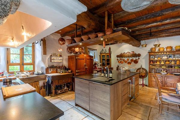 Vente Maison de luxe Dourgne 11 Pièces 440 m²