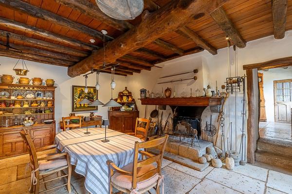Vente Maison de luxe Dourgne 11 Pièces 440 m²