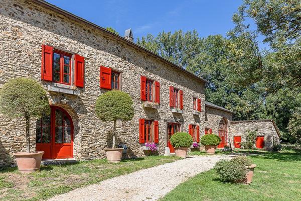 Vente Maison de luxe Dourgne 11 Pièces 440 m²