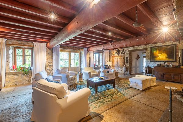 Vente Maison de luxe Dourgne 11 Pièces 440 m²