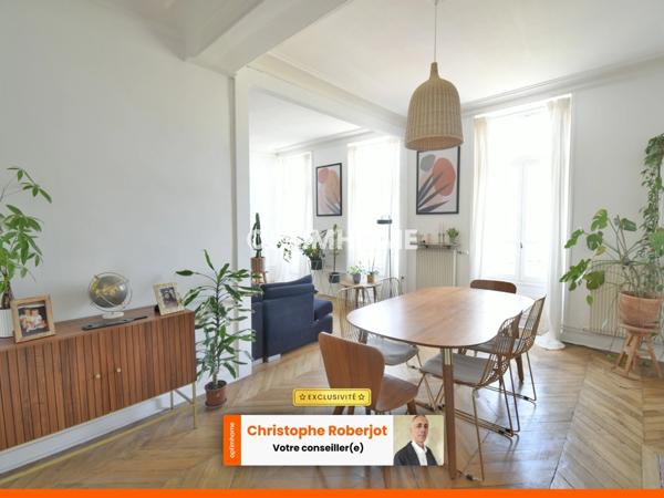 Magnifique Appartement de caractère de 103m2 rénové et avec jardin partagé au centre ville de CHALON SUR SAONE (71)