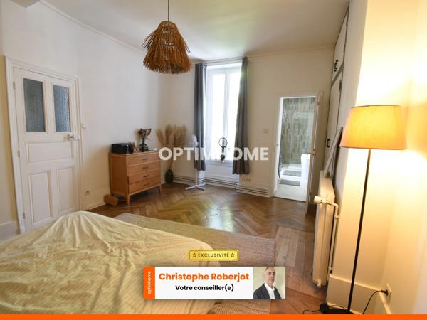 Magnifique Appartement de caractère de 103m2 rénové et avec jardin partagé au centre ville de CHALON SUR SAONE (71)