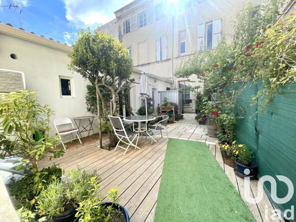 Maison de ville 5 pièces de 94 m² à Valréas (84600)