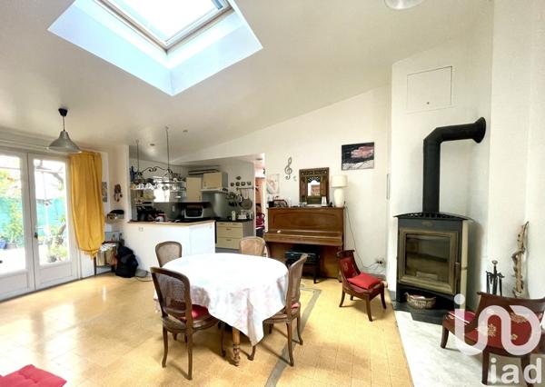 Maison de ville 5 pièces de 94 m² à Valréas (84600)