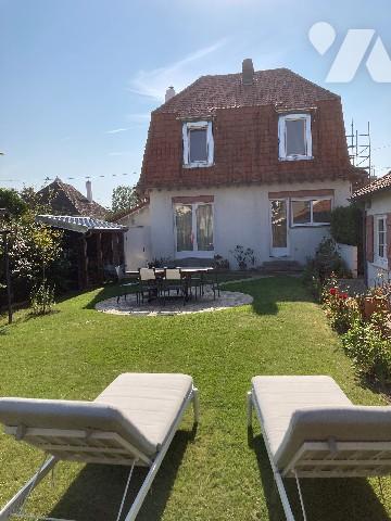 Maison à vendre avec un second immeuble