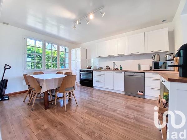 Maison à vendre 6 pièces 160 m² Saint-Maurice-sur-Aveyron