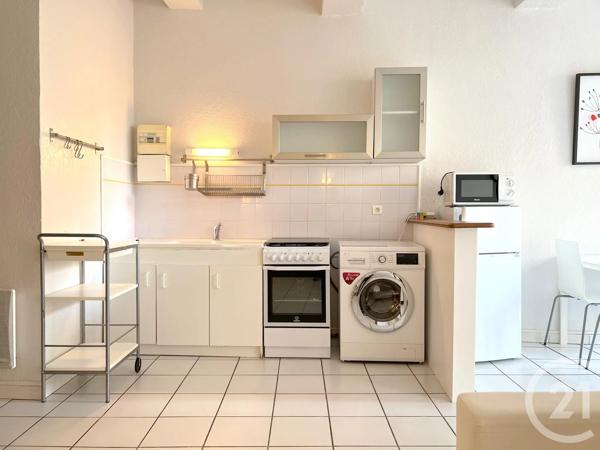 Appartement Studio à vendre  1 pièce - 33,64 m 2   AUBENAS  - 07