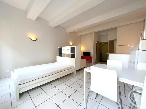 Appartement Studio à vendre  1 pièce - 33,64 m 2   AUBENAS  - 07